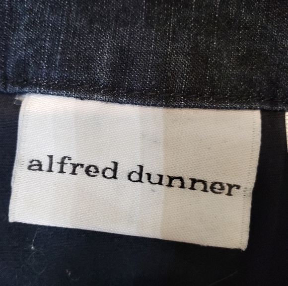 Alfred Dunner Denim Shacket Button Down Size 18 Shirt Jacket Butterflies Embroid - Picture 9 of 11